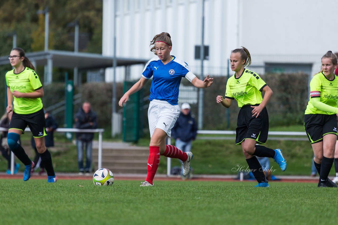 Bild 79 - B-Juniorinnen TSV Schoenberg - Holstein Kiel : Ergebnis: 0:23